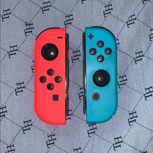Nintendo switch neon joycons